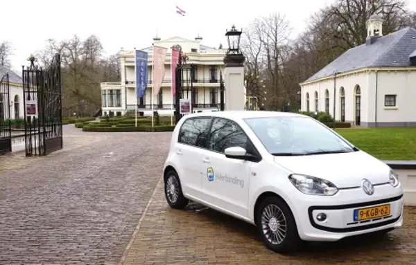https://accp-cdn.econnect.rocks/media/foto-s/blogfoto-s/everbinding-exclusive-bij-kasteel-vanenburg.webp?width=600&rmode=PAD
